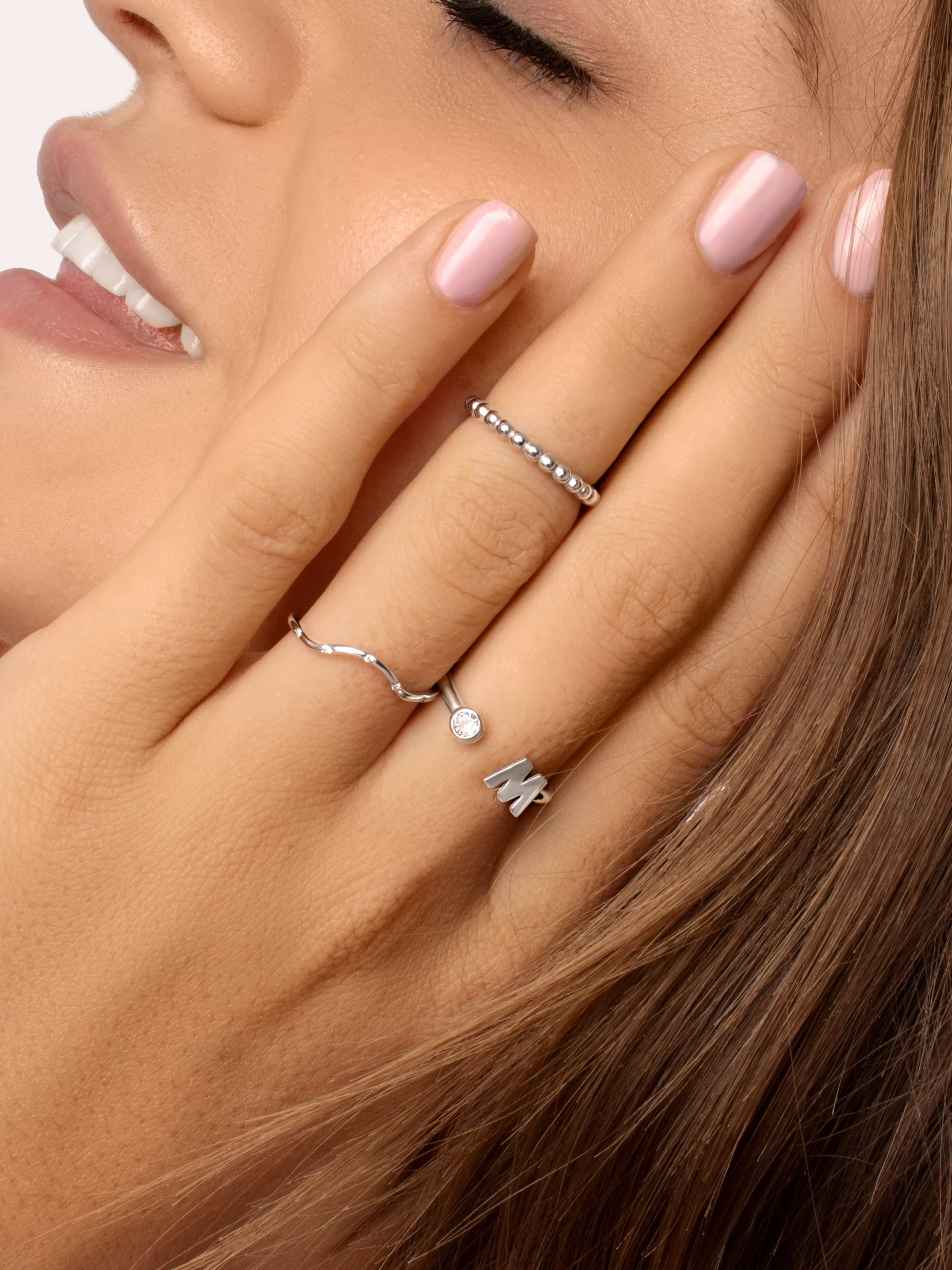 SINGULARU Anillo Personalizado Letter Spark Plata- Anillos Ajustables