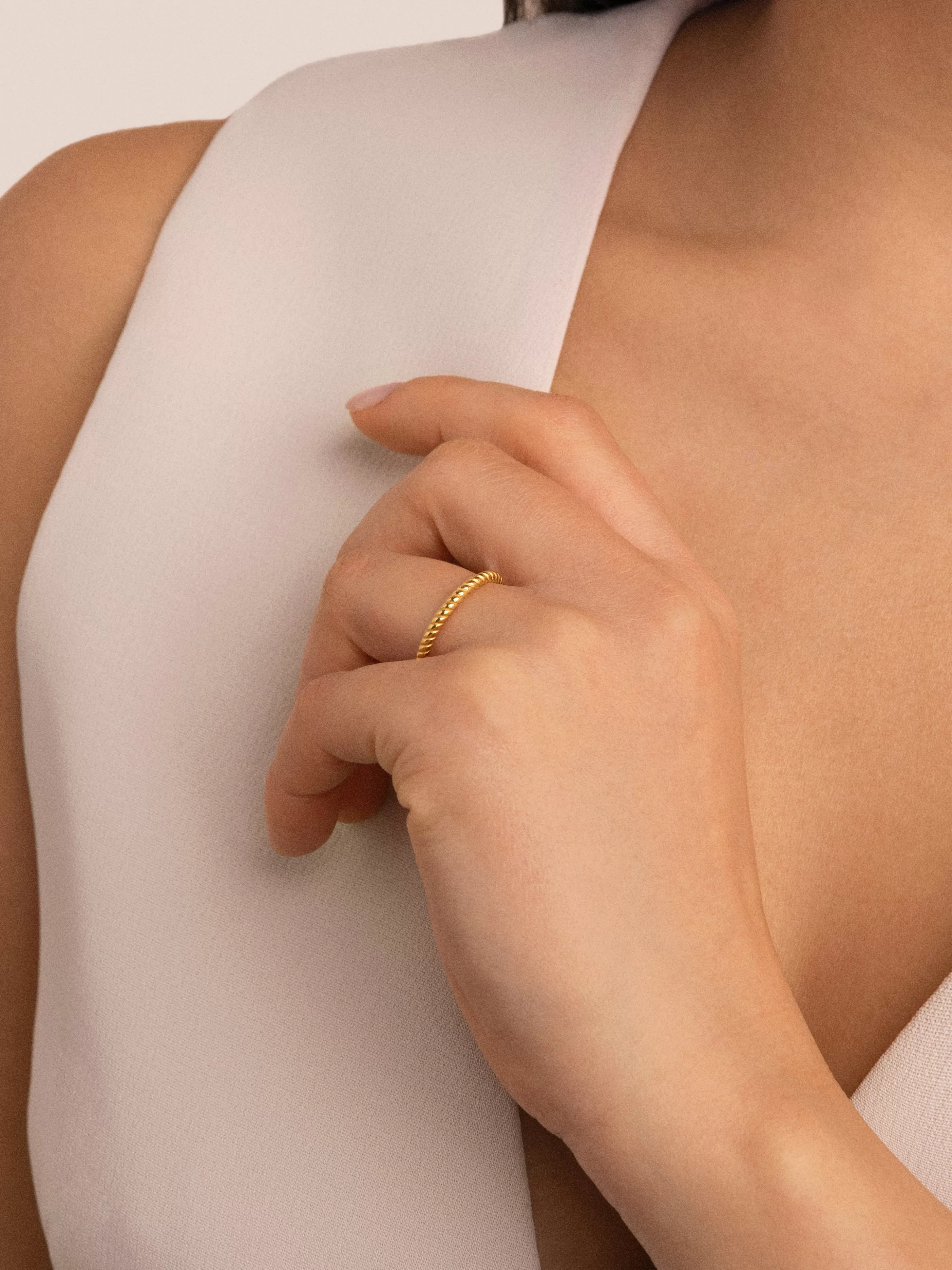 SINGULARU Anillo Simple Twist Plata Bano Oro- Anillos Con Talla