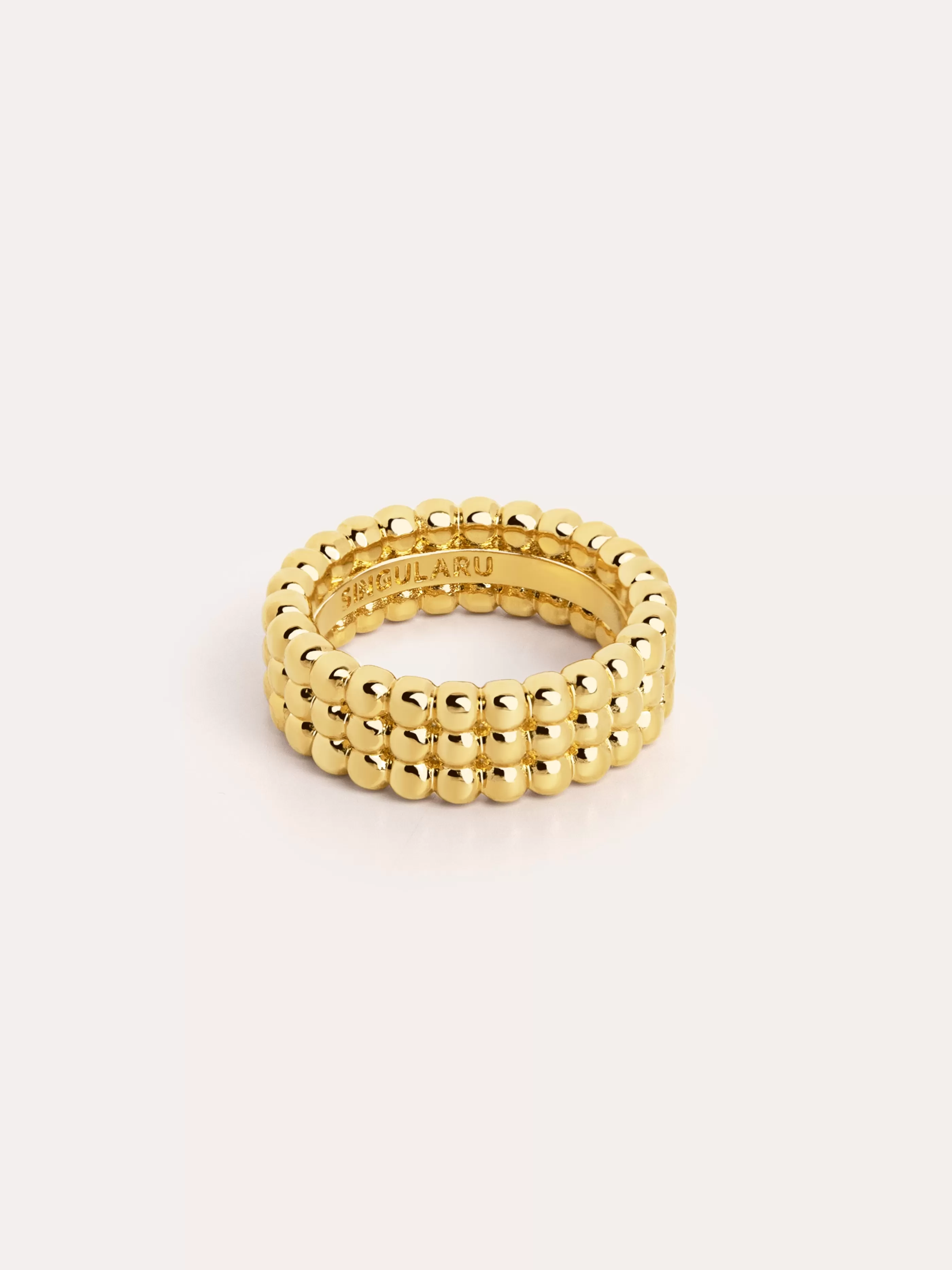 SINGULARU Anillo Triple Pebbles Bano Oro- Anillos Con Talla