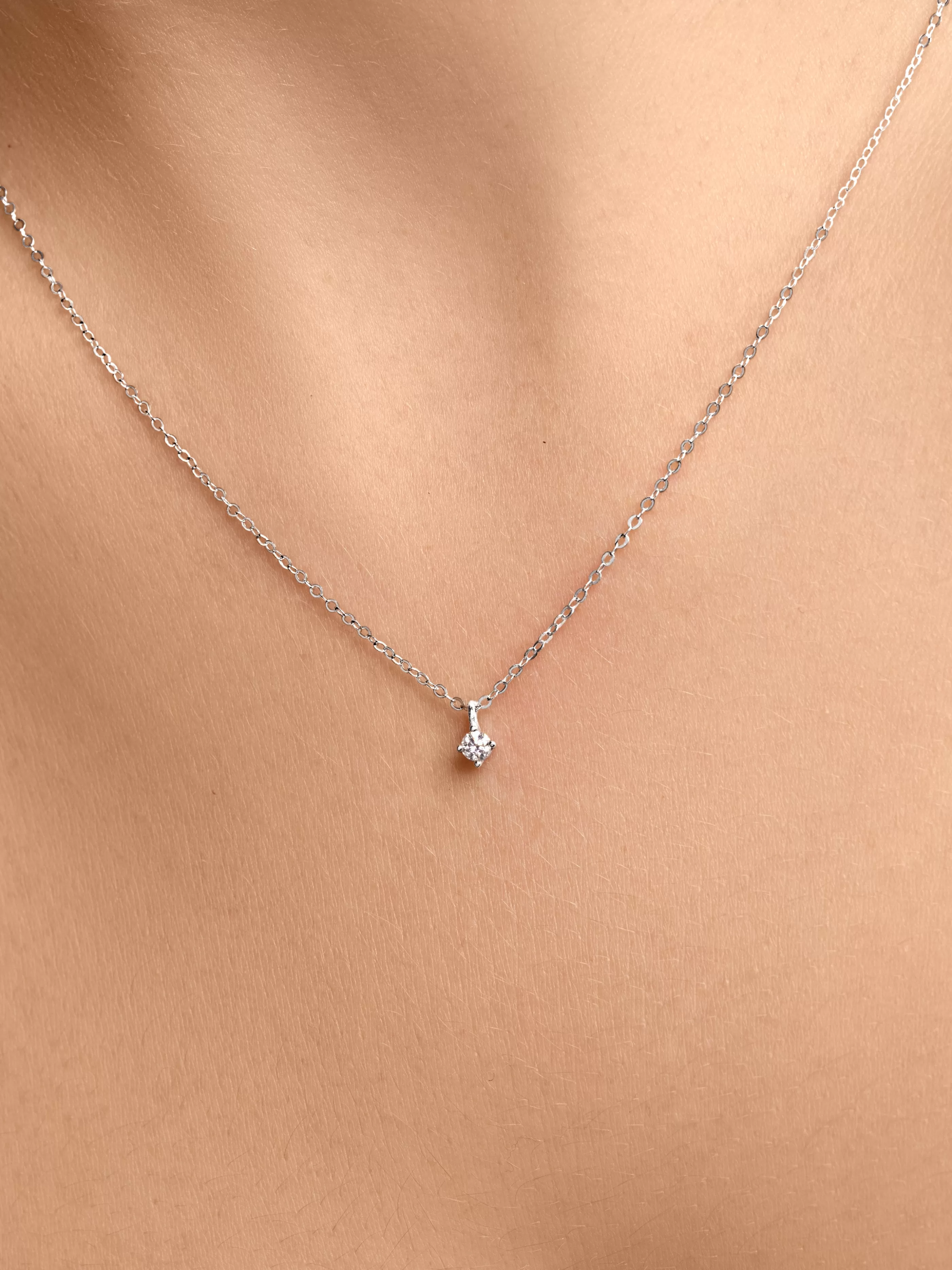 SINGULARU Collar Dianna Oro Blanco 18Kt Con Diamante- Joyas Oro 18Kt Y Diamantes