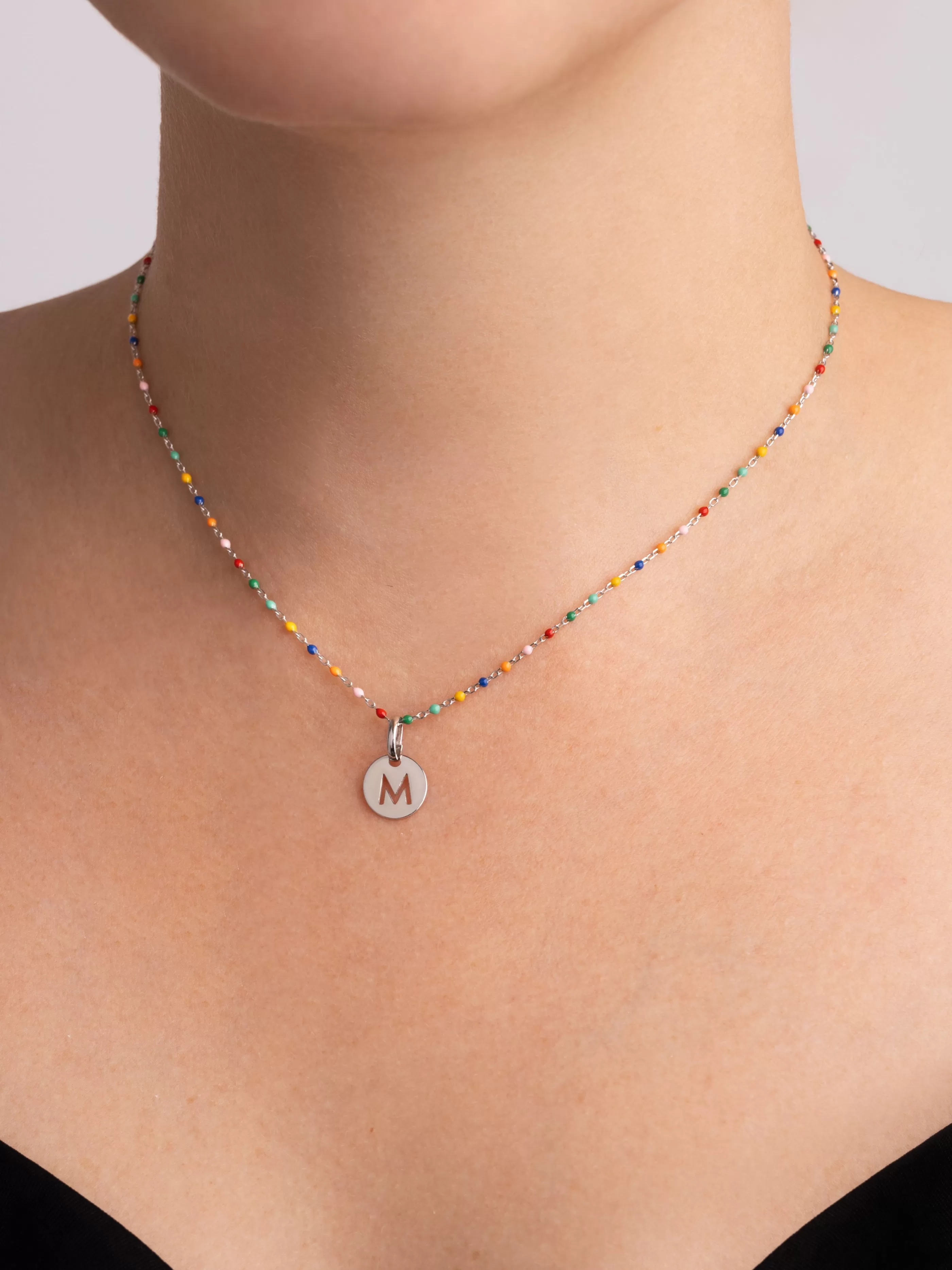 SINGULARU Collar Personalizado Colors Enamel Letter Plata- Collares De Colores