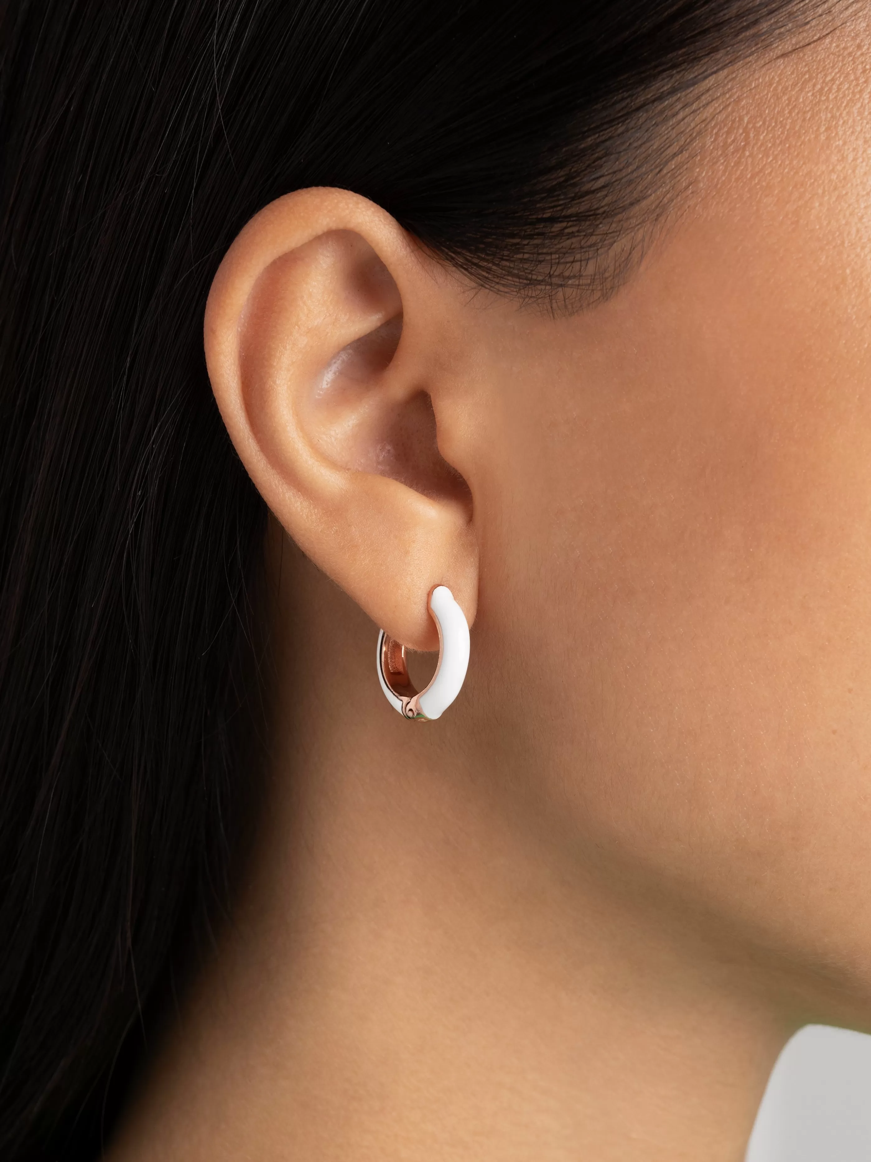 SINGULARU Pendientes Aro M White Enamel Bano Oro Rosa- Aros