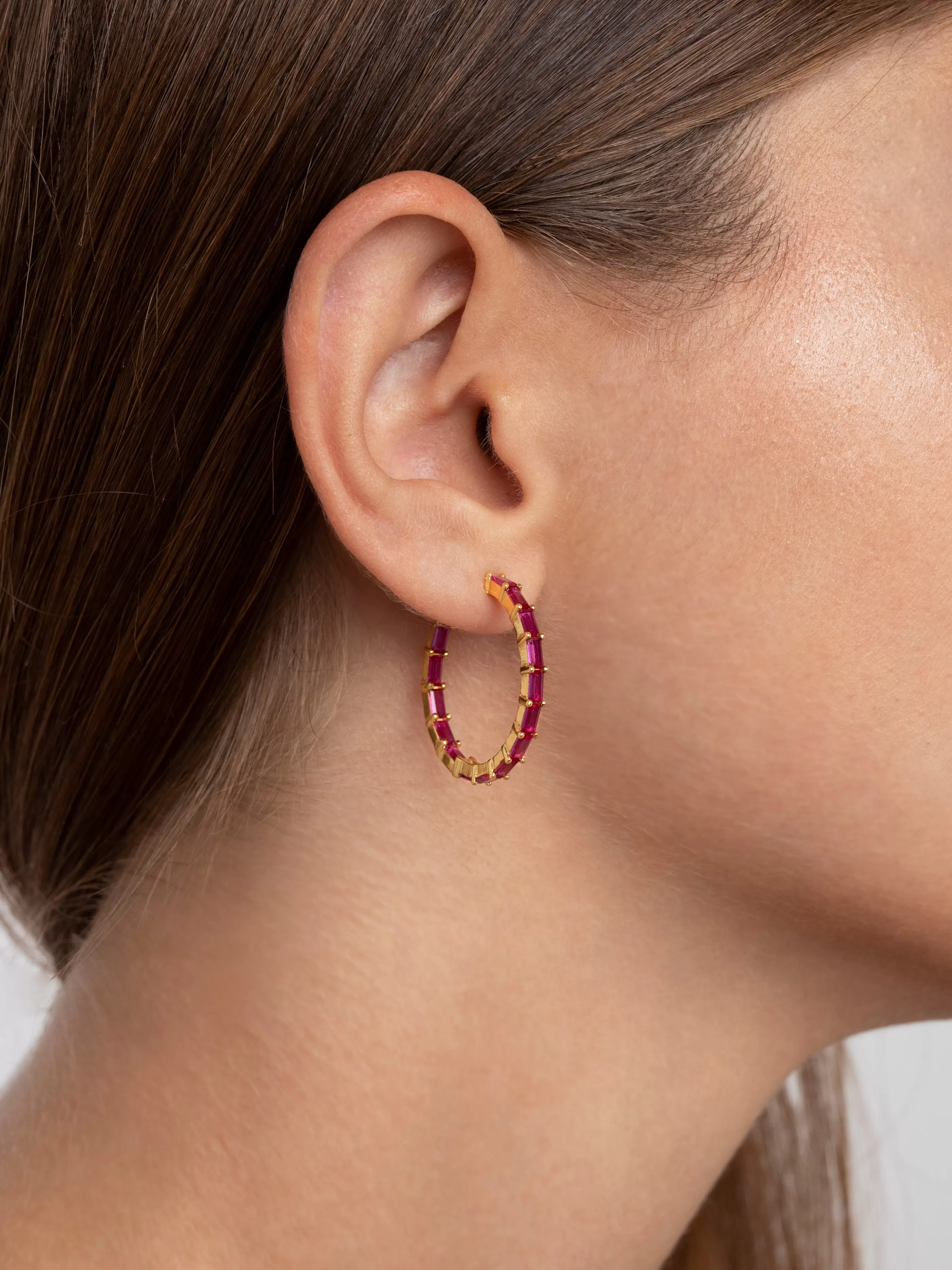 SINGULARU Pendientes Aro Sia L Raspberry Plata Bano Oro- Pendientes De Colores